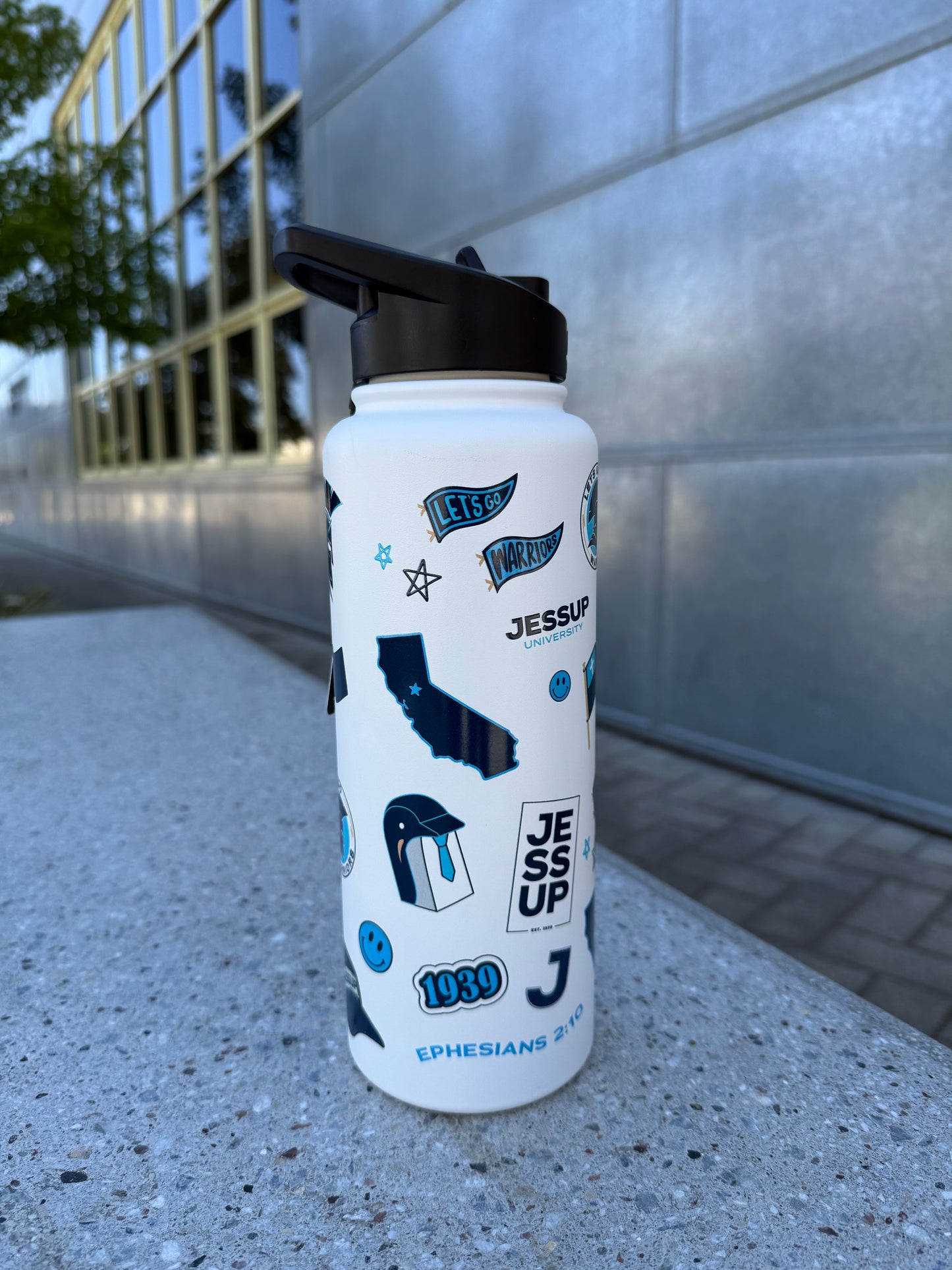 Jessup University Logo Quencher Bottle